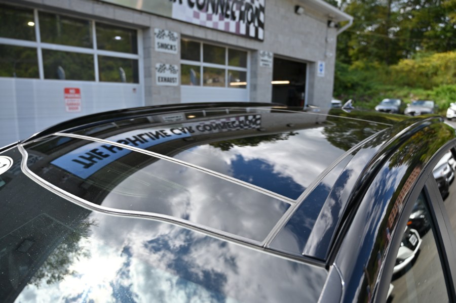 2023 Kia Sportage Hybrid EX AWD, available for sale in Waterbury, Connecticut | Highline Car Connection. Waterbury, Connecticut 2023 Kia Sportage Hybrid EX AWD, available for sale in Waterbury, Connecticut | Highline Car Connection. Waterbury, Connecticut