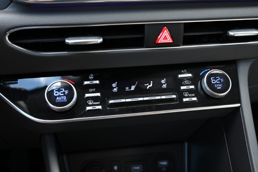 2022 Hyundai Sonata Limited 1.6T, available for sale in Waterbury, Connecticut | Highline Car Connection. Waterbury, Connecticut 2022 Hyundai Sonata Limited 1.6T, available for sale in Waterbury, Connecticut | Highline Car Connection. Waterbury, Connecticut