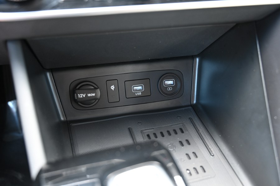 2022 Hyundai Sonata Limited 1.6T, available for sale in Waterbury, Connecticut | Highline Car Connection. Waterbury, Connecticut 2022 Hyundai Sonata Limited 1.6T, available for sale in Waterbury, Connecticut | Highline Car Connection. Waterbury, Connecticut