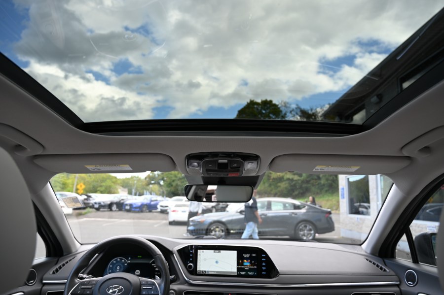 2022 Hyundai Sonata Limited 1.6T, available for sale in Waterbury, Connecticut | Highline Car Connection. Waterbury, Connecticut 2022 Hyundai Sonata Limited 1.6T, available for sale in Waterbury, Connecticut | Highline Car Connection. Waterbury, Connecticut