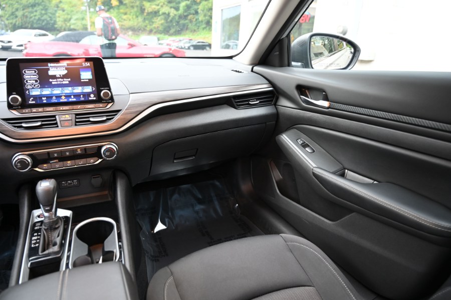 2024 Nissan Altima 2.5 SV Sedan, available for sale in Waterbury, Connecticut | Highline Car Connection. Waterbury, Connecticut 2024 Nissan Altima 2.5 SV Sedan, available for sale in Waterbury, Connecticut | Highline Car Connection. Waterbury, Connecticut