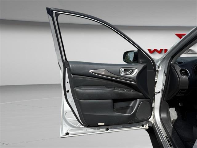 2019 Infiniti Qx60 LUXE, available for sale in Stratford, Connecticut | Wiz Leasing Inc. Stratford, Connecticut 2019 Infiniti Qx60 LUXE, available for sale in Stratford, Connecticut | Wiz Leasing Inc. Stratford, Connecticut