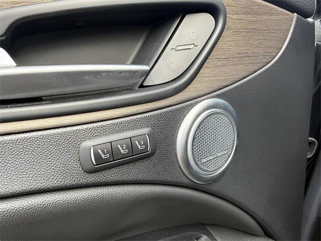 2018 Alfa Romeo Stelvio Ti, available for sale in Stratford, Connecticut | Wiz Leasing Inc. Stratford, Connecticut 2018 Alfa Romeo Stelvio Ti, available for sale in Stratford, Connecticut | Wiz Leasing Inc. Stratford, Connecticut
