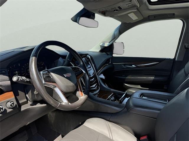 2019 Cadillac Escalade Luxury, available for sale in Stratford, Connecticut | Wiz Leasing Inc. Stratford, Connecticut 2019 Cadillac Escalade Luxury, available for sale in Stratford, Connecticut | Wiz Leasing Inc. Stratford, Connecticut