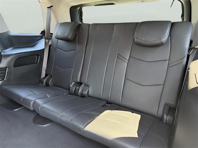 2019 Cadillac Escalade Luxury, available for sale in Stratford, Connecticut | Wiz Leasing Inc. Stratford, Connecticut 2019 Cadillac Escalade Luxury, available for sale in Stratford, Connecticut | Wiz Leasing Inc. Stratford, Connecticut