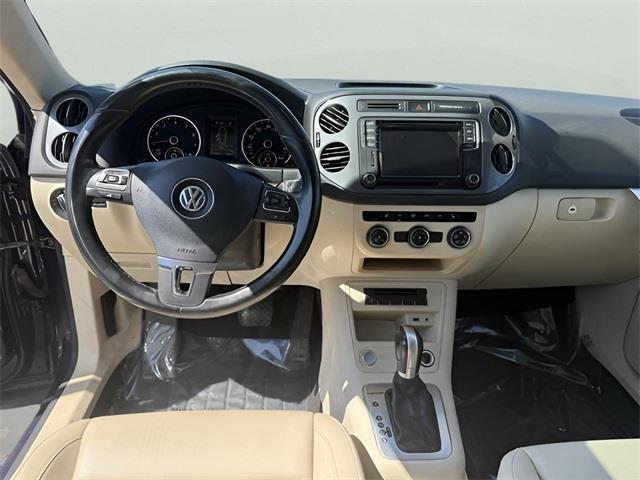 2016 Volkswagen Tiguan SE, available for sale in Stratford, Connecticut | Wiz Leasing Inc. Stratford, Connecticut 2016 Volkswagen Tiguan SE, available for sale in Stratford, Connecticut | Wiz Leasing Inc. Stratford, Connecticut