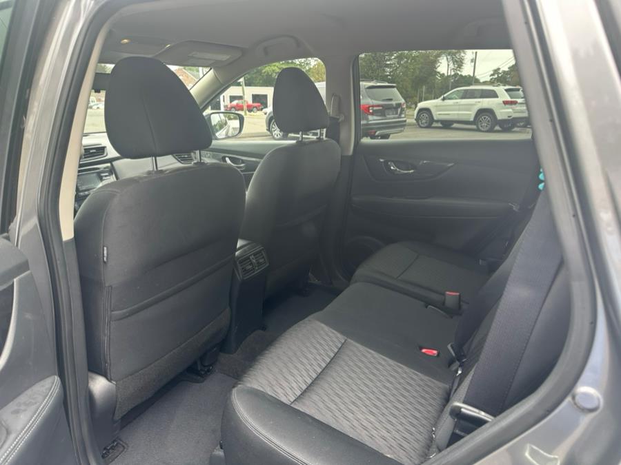 2017 Nissan Rogue 2017.5 AWD SV, available for sale in Agawam, Massachusetts | Malkoon Motors. Agawam, Massachusetts 2017 Nissan Rogue 2017.5 AWD SV, available for sale in Agawam, Massachusetts | Malkoon Motors. Agawam, Massachusetts