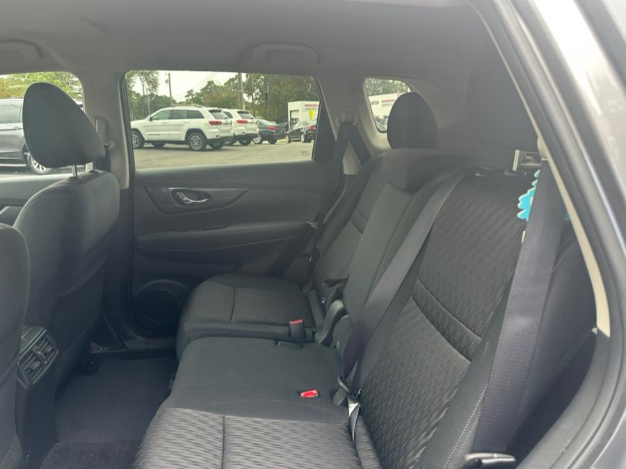 2017 Nissan Rogue 2017.5 AWD SV, available for sale in Agawam, Massachusetts | Malkoon Motors. Agawam, Massachusetts 2017 Nissan Rogue 2017.5 AWD SV, available for sale in Agawam, Massachusetts | Malkoon Motors. Agawam, Massachusetts
