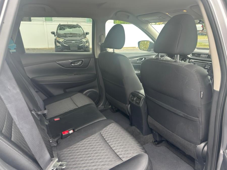2017 Nissan Rogue 2017.5 AWD SV, available for sale in Agawam, Massachusetts | Malkoon Motors. Agawam, Massachusetts 2017 Nissan Rogue 2017.5 AWD SV, available for sale in Agawam, Massachusetts | Malkoon Motors. Agawam, Massachusetts