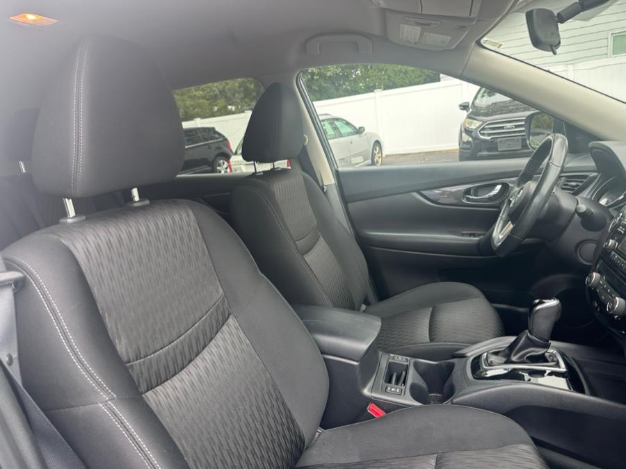 2017 Nissan Rogue 2017.5 AWD SV, available for sale in Agawam, Massachusetts | Malkoon Motors. Agawam, Massachusetts 2017 Nissan Rogue 2017.5 AWD SV, available for sale in Agawam, Massachusetts | Malkoon Motors. Agawam, Massachusetts