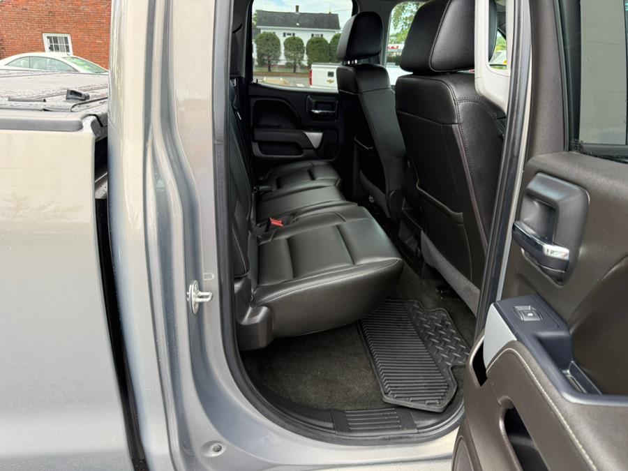 2017 Chevrolet Silverado 1500 4WD Double Cab 143.5" LT w/2LT, available for sale in Southwick, Massachusetts | Country Auto Sales. Southwick, Massachusetts 2017 Chevrolet Silverado 1500 4WD Double Cab 143.5" LT w/2LT, available for sale in Southwick, Massachusetts | Country Auto Sales. Southwick, Massachusetts