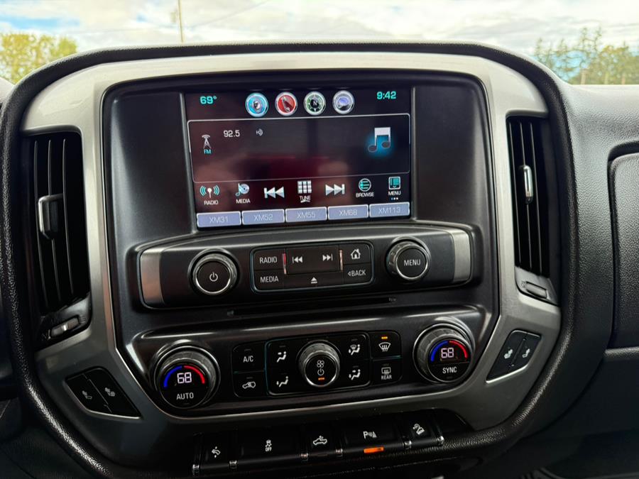 2017 Chevrolet Silverado 1500 4WD Double Cab 143.5" LT w/2LT, available for sale in Southwick, Massachusetts | Country Auto Sales. Southwick, Massachusetts 2017 Chevrolet Silverado 1500 4WD Double Cab 143.5" LT w/2LT, available for sale in Southwick, Massachusetts | Country Auto Sales. Southwick, Massachusetts