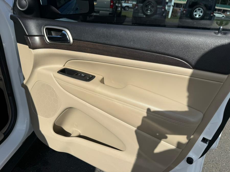 2014 Jeep Grand Cherokee 4WD 4dr Laredo, available for sale in Southwick, Massachusetts | Country Auto Sales. Southwick, Massachusetts 2014 Jeep Grand Cherokee 4WD 4dr Laredo, available for sale in Southwick, Massachusetts | Country Auto Sales. Southwick, Massachusetts