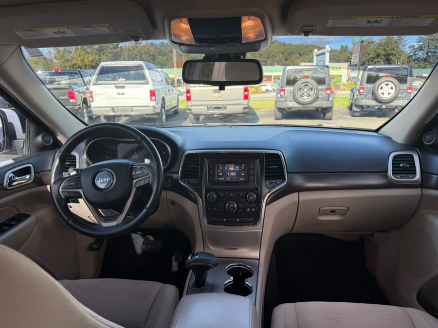 2014 Jeep Grand Cherokee 4WD 4dr Laredo, available for sale in Southwick, Massachusetts | Country Auto Sales. Southwick, Massachusetts 2014 Jeep Grand Cherokee 4WD 4dr Laredo, available for sale in Southwick, Massachusetts | Country Auto Sales. Southwick, Massachusetts