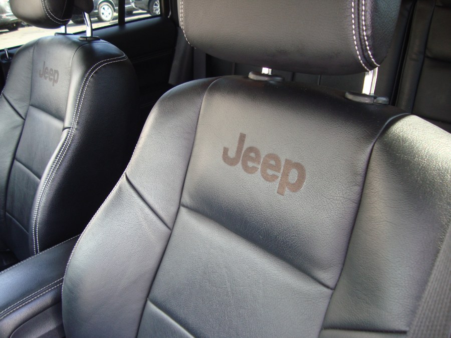 2016 Jeep Compass 4WD 4dr High Altitude Edition, available for sale in Manchester, Connecticut | Yara Motors. Manchester, Connecticut 2016 Jeep Compass 4WD 4dr High Altitude Edition, available for sale in Manchester, Connecticut | Yara Motors. Manchester, Connecticut