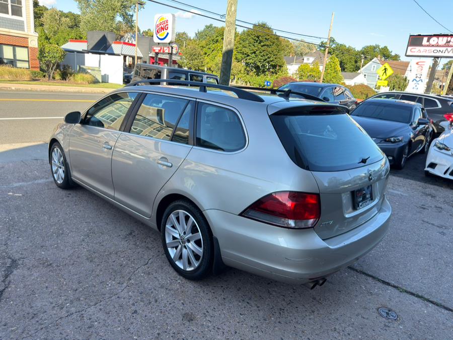 2013 Volkswagen Jetta SportWagen TDI photo 4
