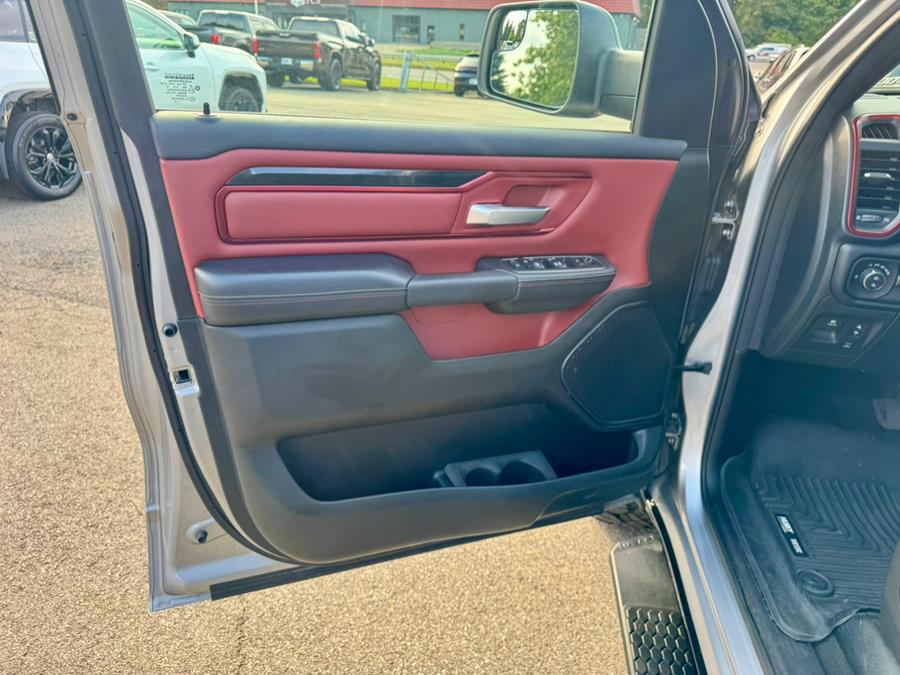 2019 Ram 1500 Rebel photo 15