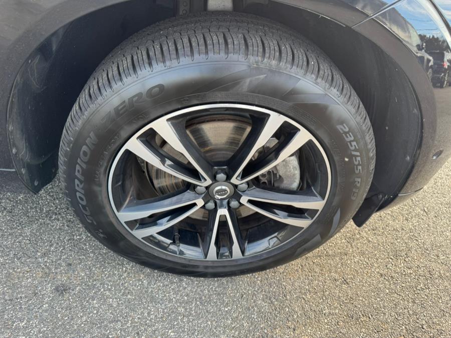 2018 Volvo XC60 T6 Momentum photo 8