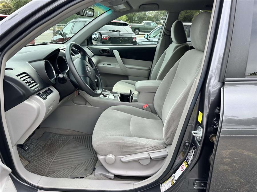 2010 Toyota Highlander Base, available for sale in Patchogue, New York | Baron Supercenter. Patchogue, New York 2010 Toyota Highlander Base, available for sale in Patchogue, New York | Baron Supercenter. Patchogue, New York