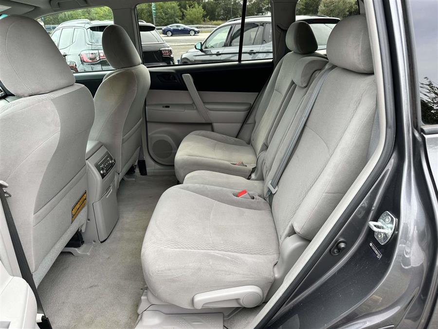 2010 Toyota Highlander Base, available for sale in Patchogue, New York | Baron Supercenter. Patchogue, New York 2010 Toyota Highlander Base, available for sale in Patchogue, New York | Baron Supercenter. Patchogue, New York