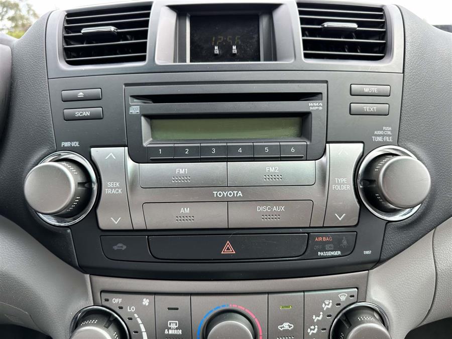 2010 Toyota Highlander Base, available for sale in Patchogue, New York | Baron Supercenter. Patchogue, New York 2010 Toyota Highlander Base, available for sale in Patchogue, New York | Baron Supercenter. Patchogue, New York
