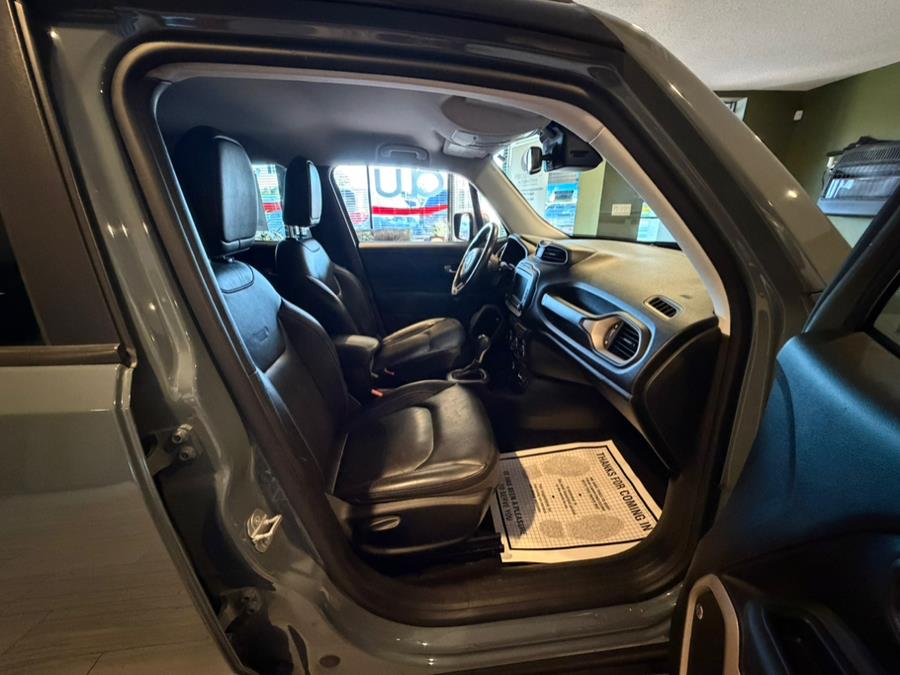 2017 Jeep Renegade Limited 4x4, available for sale in West Hartford, Connecticut | AutoMax. West Hartford, Connecticut 2017 Jeep Renegade Limited 4x4, available for sale in West Hartford, Connecticut | AutoMax. West Hartford, Connecticut
