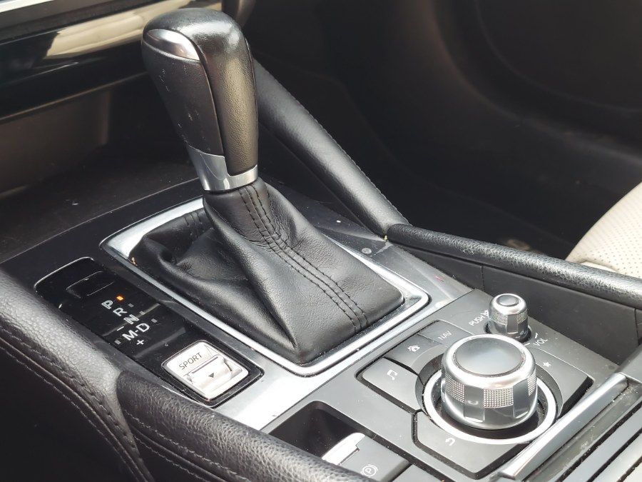2016 Mazda Mazda6 Touring photo 18