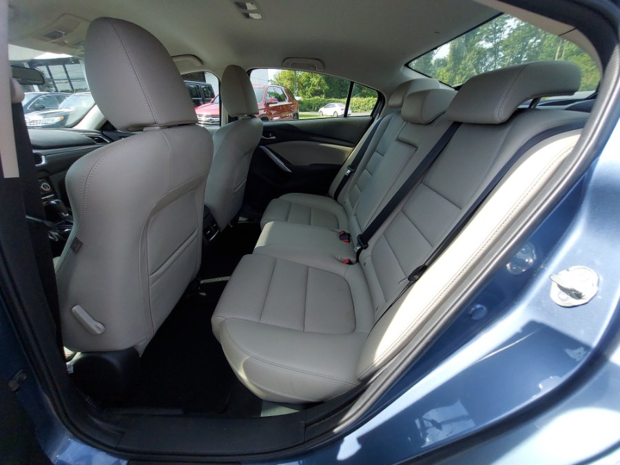 2016 Mazda Mazda6 Touring photo 11
