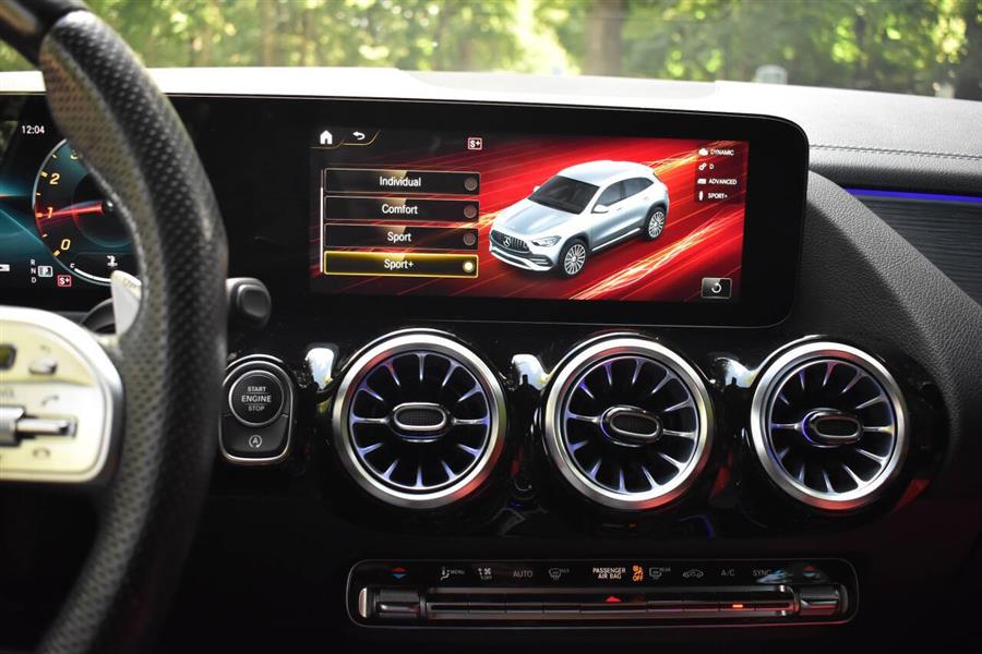 2022 Mercedes-benz Gla AMG GLA 35 AWD 4MATIC 4dr SUV, available for sale in Great Neck, New York | Camy Cars. Great Neck, New York 2022 Mercedes-benz Gla AMG GLA 35 AWD 4MATIC 4dr SUV, available for sale in Great Neck, New York | Camy Cars. Great Neck, New York