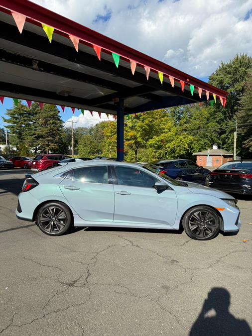 2017 Honda Civic Hatchback EX-L photo 4