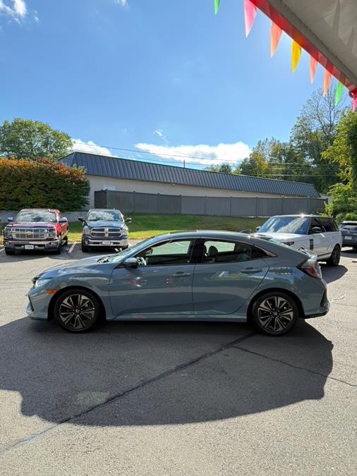 2017 Honda Civic Hatchback EX-L photo 3