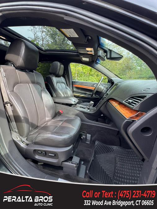 2014 Lincoln MKT 4dr Wgn 3.7L AWD w/Livery Pkg, available for sale in Bridgeport, Connecticut | Peralta Bros Auto Clinic. Bridgeport, Connecticut 2014 Lincoln MKT 4dr Wgn 3.7L AWD w/Livery Pkg, available for sale in Bridgeport, Connecticut | Peralta Bros Auto Clinic. Bridgeport, Connecticut
