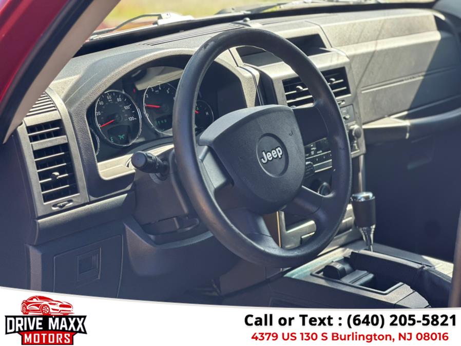 2010 Jeep Liberty 4WD 4dr Sport, available for sale in Burlington, New Jersey | Drive Maxx Motors. Burlington, New Jersey 2010 Jeep Liberty 4WD 4dr Sport, available for sale in Burlington, New Jersey | Drive Maxx Motors. Burlington, New Jersey
