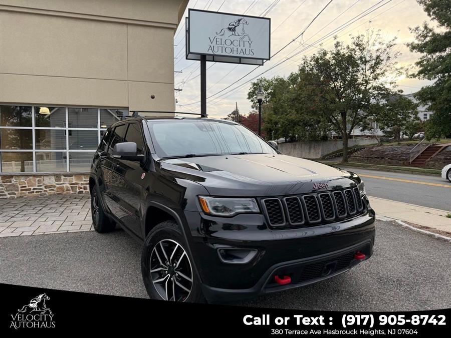 2021 Jeep Grand Cherokee Trailhawk's photo