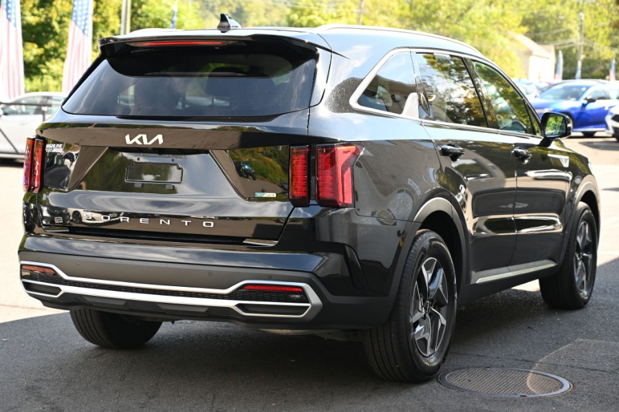 2022 Kia Sorento Hybrid S photo 4