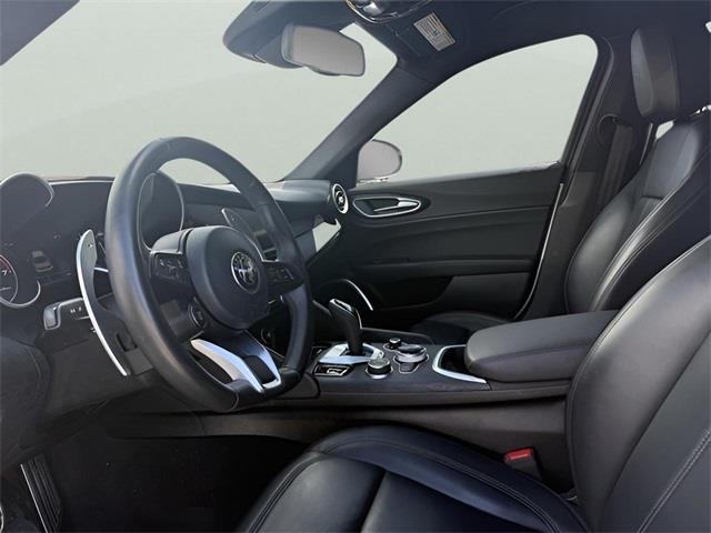 2022 Alfa Romeo Giulia Sprint, available for sale in Stratford, Connecticut | Wiz Leasing Inc. Stratford, Connecticut 2022 Alfa Romeo Giulia Sprint, available for sale in Stratford, Connecticut | Wiz Leasing Inc. Stratford, Connecticut