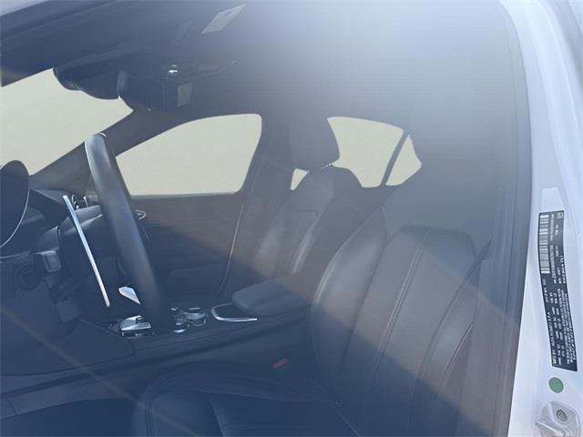 2022 Alfa Romeo Giulia Sprint, available for sale in Stratford, Connecticut | Wiz Leasing Inc. Stratford, Connecticut 2022 Alfa Romeo Giulia Sprint, available for sale in Stratford, Connecticut | Wiz Leasing Inc. Stratford, Connecticut