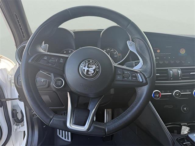 2022 Alfa Romeo Giulia Sprint, available for sale in Stratford, Connecticut | Wiz Leasing Inc. Stratford, Connecticut 2022 Alfa Romeo Giulia Sprint, available for sale in Stratford, Connecticut | Wiz Leasing Inc. Stratford, Connecticut