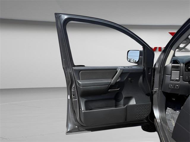 2014 Nissan Titan S, available for sale in Stratford, Connecticut | Wiz Leasing Inc. Stratford, Connecticut 2014 Nissan Titan S, available for sale in Stratford, Connecticut | Wiz Leasing Inc. Stratford, Connecticut