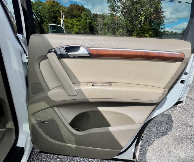 2015 Audi Q7 quattro 4dr 3.0T Premium Plus, available for sale in Manchester, New Hampshire | Second Street Auto Sales Inc. Manchester, New Hampshire 2015 Audi Q7 quattro 4dr 3.0T Premium Plus, available for sale in Manchester, New Hampshire | Second Street Auto Sales Inc. Manchester, New Hampshire