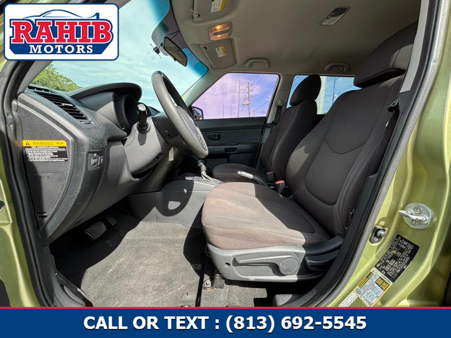 2013 Kia Soul 5dr Wgn Auto Base, available for sale in Orlando, Florida | Rahib inc. Orlando, Florida 2013 Kia Soul 5dr Wgn Auto Base, available for sale in Orlando, Florida | Rahib inc. Orlando, Florida