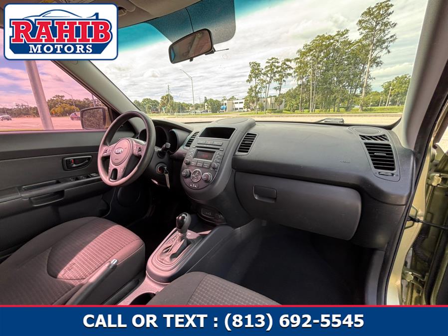 2013 Kia Soul 5dr Wgn Auto Base, available for sale in Orlando, Florida | Rahib inc. Orlando, Florida 2013 Kia Soul 5dr Wgn Auto Base, available for sale in Orlando, Florida | Rahib inc. Orlando, Florida