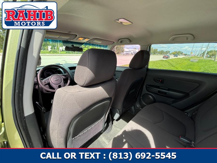 2013 Kia Soul 5dr Wgn Auto Base, available for sale in Orlando, Florida | Rahib inc. Orlando, Florida 2013 Kia Soul 5dr Wgn Auto Base, available for sale in Orlando, Florida | Rahib inc. Orlando, Florida