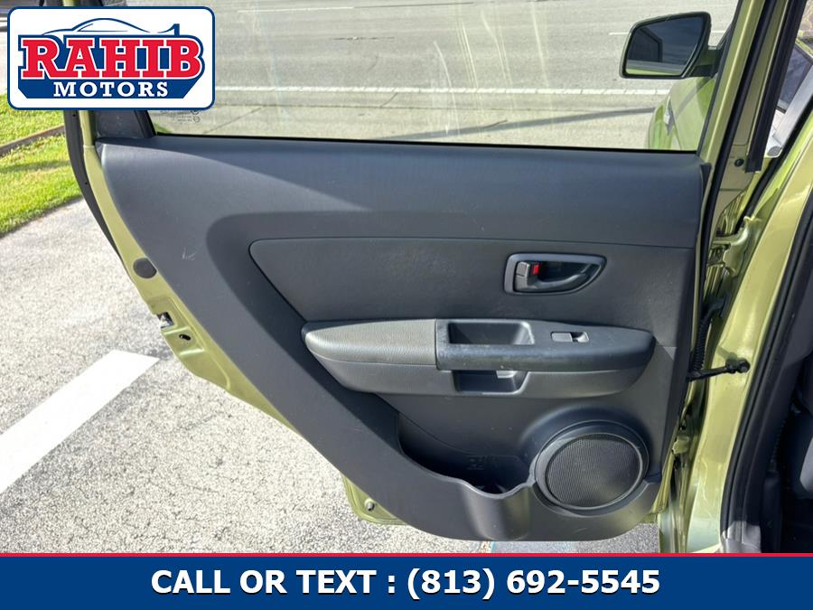 2013 Kia Soul 5dr Wgn Auto Base, available for sale in Orlando, Florida | Rahib inc. Orlando, Florida 2013 Kia Soul 5dr Wgn Auto Base, available for sale in Orlando, Florida | Rahib inc. Orlando, Florida