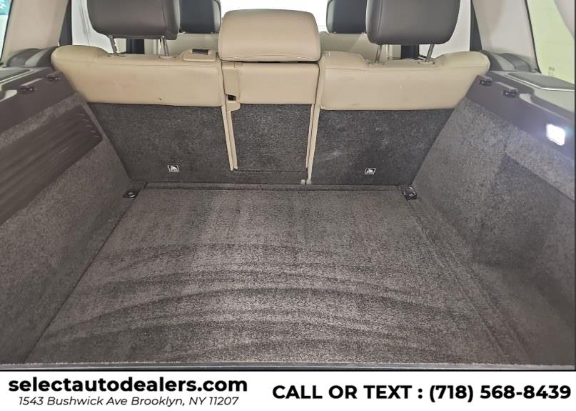 2018 Land Rover Range Rover V8 Supercharged LWB, available for sale in Brooklyn, New York | Select Auto Dealers Corp. Brooklyn, New York 2018 Land Rover Range Rover V8 Supercharged LWB, available for sale in Brooklyn, New York | Select Auto Dealers Corp. Brooklyn, New York