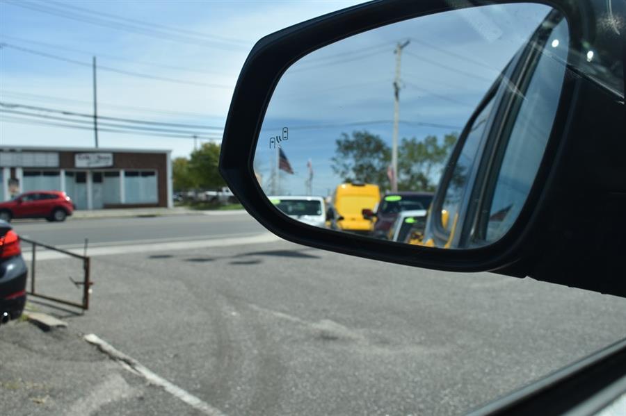 2018 Toyota Tacoma DOUBLE CAB, available for sale in Patchogue, New York | 112 Auto Plaza. Patchogue, New York 2018 Toyota Tacoma DOUBLE CAB, available for sale in Patchogue, New York | 112 Auto Plaza. Patchogue, New York