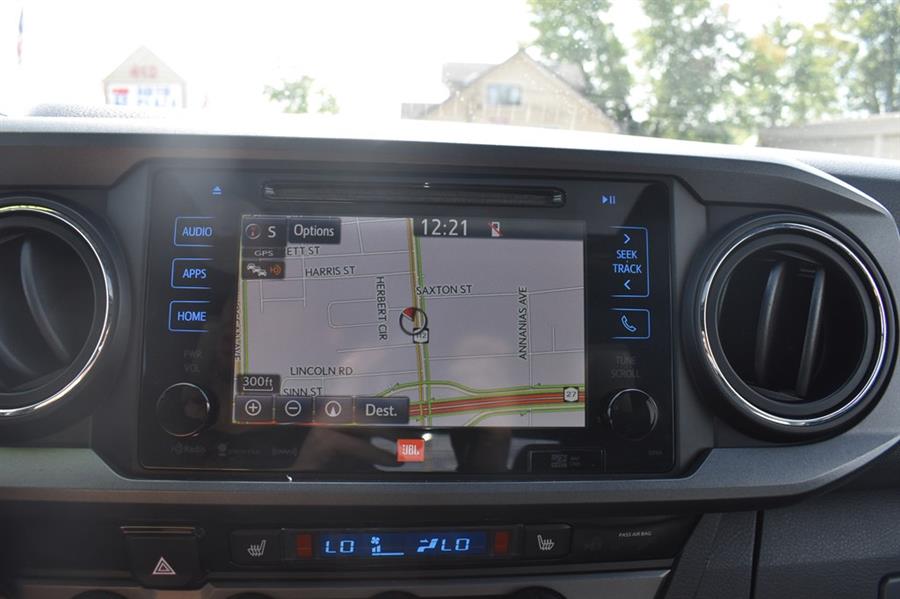2018 Toyota Tacoma DOUBLE CAB, available for sale in Patchogue, New York | 112 Auto Plaza. Patchogue, New York 2018 Toyota Tacoma DOUBLE CAB, available for sale in Patchogue, New York | 112 Auto Plaza. Patchogue, New York