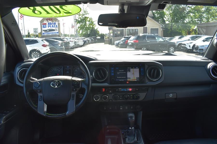 2018 Toyota Tacoma DOUBLE CAB, available for sale in Patchogue, New York | 112 Auto Plaza. Patchogue, New York 2018 Toyota Tacoma DOUBLE CAB, available for sale in Patchogue, New York | 112 Auto Plaza. Patchogue, New York