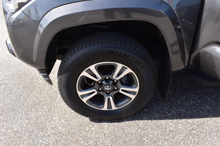 2018 Toyota Tacoma DOUBLE CAB, available for sale in Patchogue, New York | 112 Auto Plaza. Patchogue, New York 2018 Toyota Tacoma DOUBLE CAB, available for sale in Patchogue, New York | 112 Auto Plaza. Patchogue, New York