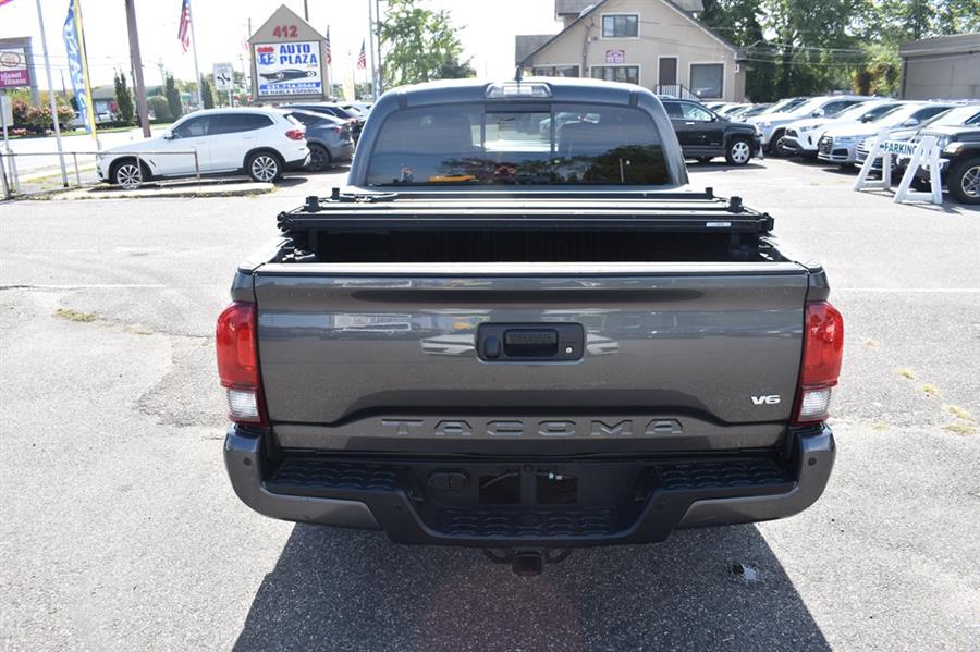 2018 Toyota Tacoma DOUBLE CAB, available for sale in Patchogue, New York | 112 Auto Plaza. Patchogue, New York 2018 Toyota Tacoma DOUBLE CAB, available for sale in Patchogue, New York | 112 Auto Plaza. Patchogue, New York